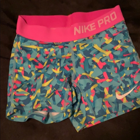 Nike Pants - Nike pro shorts